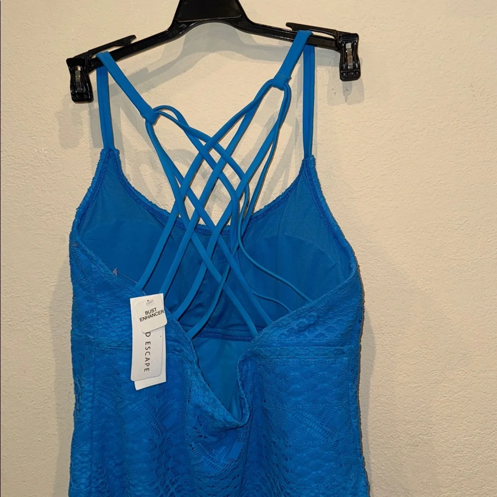 NWT Island Escape strappy add a size Tankini top crochet size 12